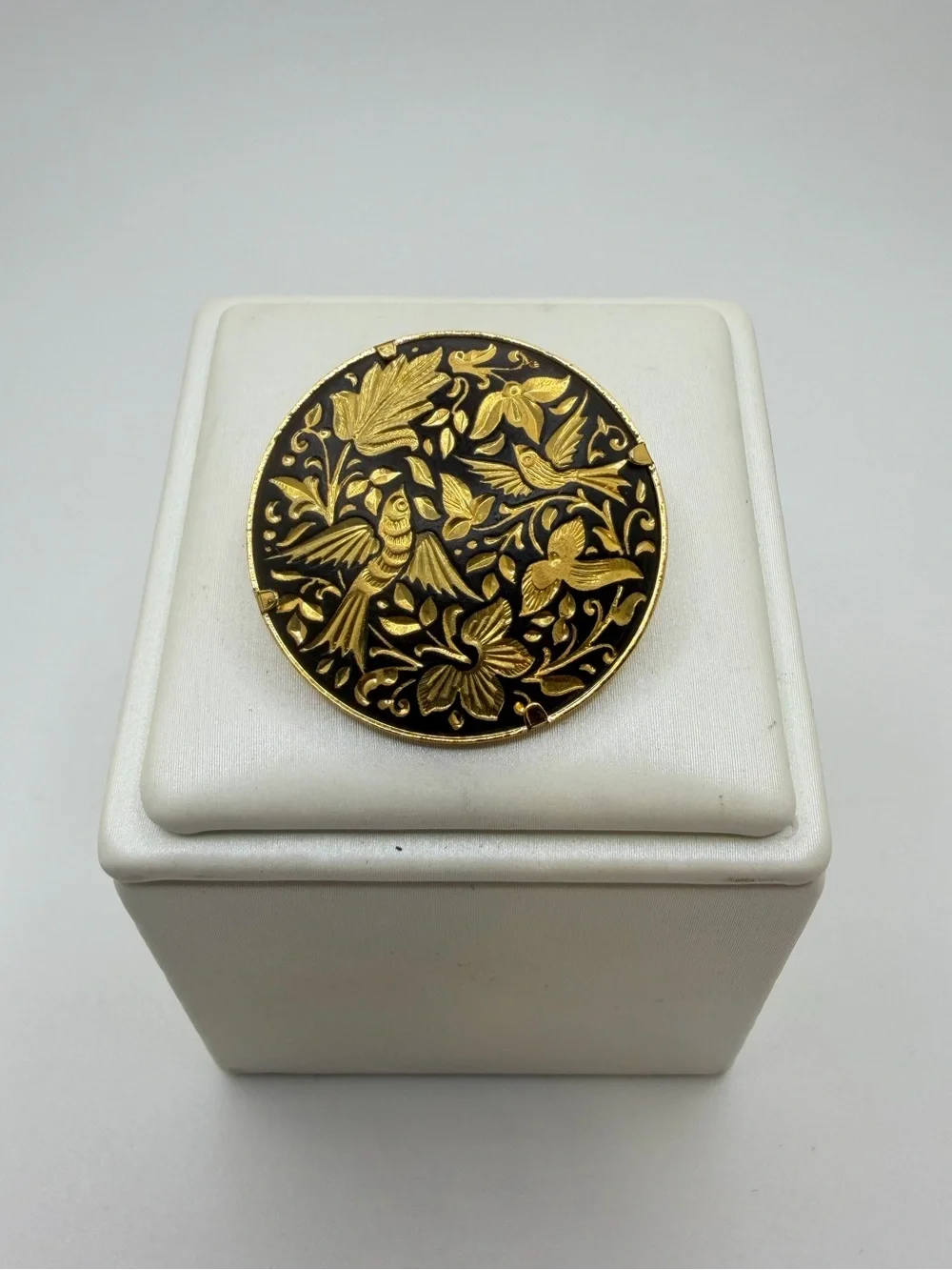 29mm vintage Damascene Bird and Floral Brooch/Pin!
